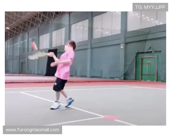 杨敏独家分享网球心得与技巧助你提升球技的秘密之道 杨敏独家分享网球心得与技巧助你提升球技的秘密之道
